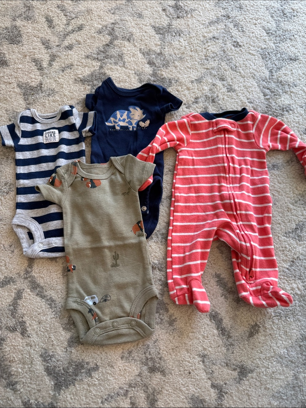 Preemie clothes